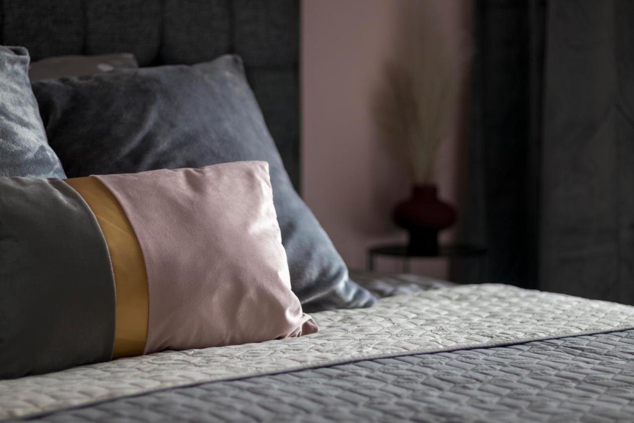 Silene Luxury Apartment Néa Péramos エクステリア 写真